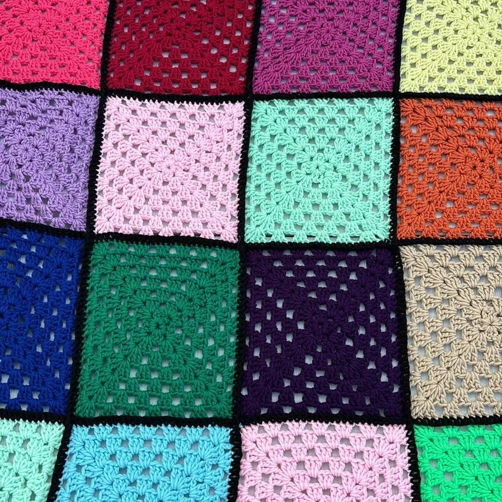 Granny Square afghan crochet bright colorful multi color blanket throw 60x70 EUC